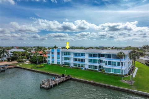Copropriété à louer à Clearwater, Floride: 2 chambres, 107.3 m2 № 1680105 - photo 2