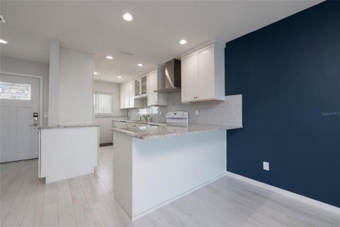 Copropriété à louer à Clearwater, Floride: 2 chambres, 107.3 m2 № 1680105 - photo 4