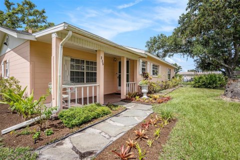 Villa ou maison à vendre à Fish Hawk, Floride: 2 chambres, 134.06 m2 № 1824516 - photo 2