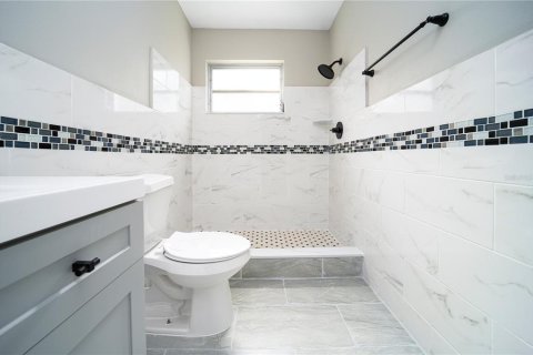 Condominio en venta en Clearwater, Florida, 2 dormitorios, 130.06 m2 № 803653 - foto 13