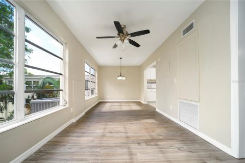 Condominio en venta en Clearwater, Florida, 2 dormitorios, 130.06 m2 № 803653 - foto 16