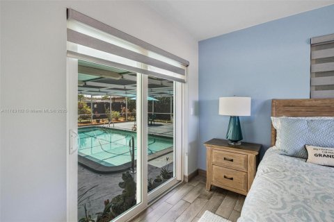 Casa en venta en North Miami Beach, Florida, 4 dormitorios, 194.44 m2 № 1731202 - foto 27