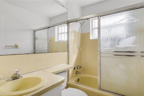 Купить виллу или дом в Тамарак, Флорида 2 спальни, 103.86м2, № 2048042 - фото 6