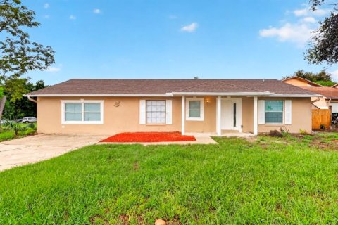 Villa ou maison à Orlando, Floride 4 chambres, 157.93 m2 № 2360309