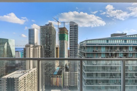 Condominio en alquiler en Miami, Florida, 2 dormitorios, 112.78 m2 № 1993641 - foto 24