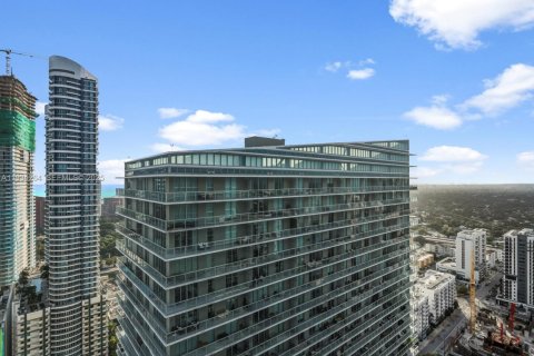 Condominio en alquiler en Miami, Florida, 2 dormitorios, 112.78 m2 № 1993641 - foto 25