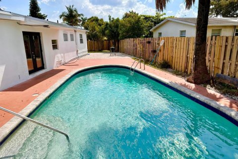 Villa ou maison à vendre à Deerfield Beach, Floride: 4 chambres, 140.28 m2 № 2084090 - photo 6
