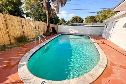 Villa ou maison à Deerfield Beach, Floride 4 chambres, 140.28 m2 № 2084090