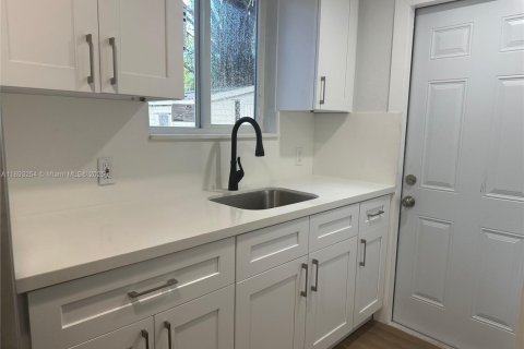 Купить виллу или дом в Опа-Локка, Флорида 3 спальни, 94.02м2, № 1945237 - фото 7