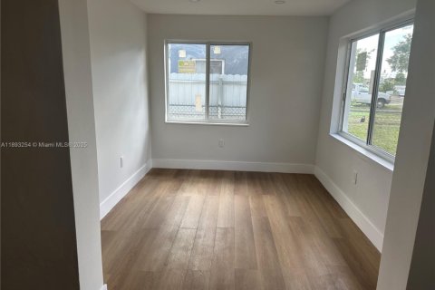 Купить виллу или дом в Опа-Локка, Флорида 3 спальни, 94.02м2, № 1945237 - фото 10