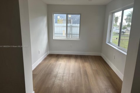 Купить виллу или дом в Опа-Локка, Флорида 3 спальни, 94.02м2, № 1945237 - фото 16