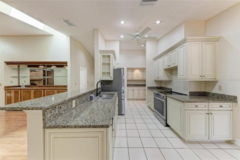 Villa ou maison à vendre à Bradenton, Floride: 3 chambres, 187.29 m2 № 2354607 - photo 21