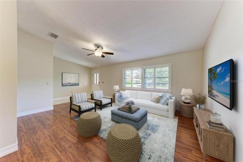 Villa ou maison à vendre à Bradenton, Floride: 3 chambres, 187.29 m2 № 2354607 - photo 9