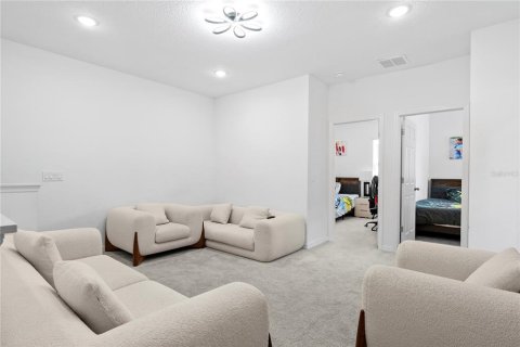 Adosado en venta en Winter Garden, Florida, 4 dormitorios, 178.37 m2 № 1906690 - foto 17