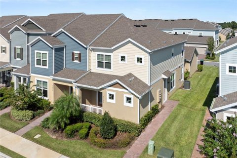 Adosado en venta en Winter Garden, Florida, 4 dormitorios, 178.37 m2 № 1906690 - foto 2