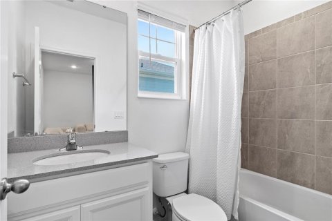 Adosado en venta en Winter Garden, Florida, 4 dormitorios, 178.37 m2 № 1906690 - foto 16