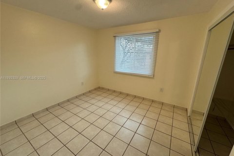 Снять в аренду кондоминиум в Майами, Флорида 2 спальни, 74.41м2, № 2034468 - фото 13