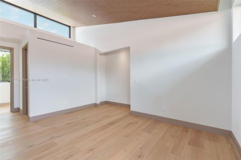 Купить виллу или дом в Майами, Флорида 4 спальни, 325.16м2, № 1700086 - фото 24