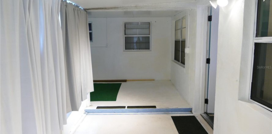 Casa en Okeechobee, Florida 3 dormitorios, 164.9 m2 № 950228