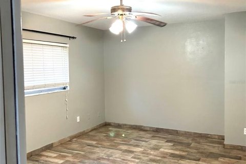Villa ou maison à louer à Clearwater, Floride: 2 chambres, 130.71 m2 № 2167870 - photo 21