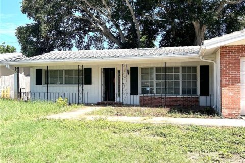 Villa ou maison à Clearwater, Floride 2 chambres, 130.71 m2 № 2167870