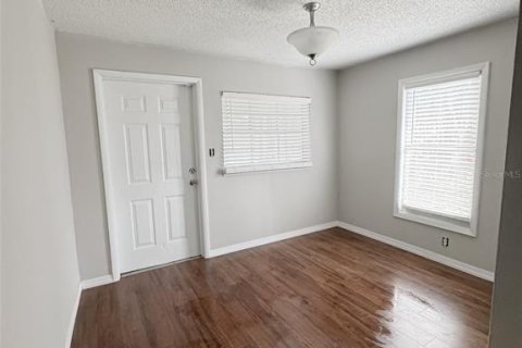 Casa en venta en Leesburg, Florida, 3 dormitorios, 89.19 m2 № 1547860 - foto 5