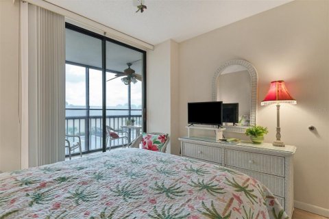 Condominio en alquiler en Port Charlotte, Florida, 2 dormitorios, 72.74 m2 № 228177 - foto 17