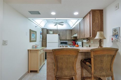 Condominio en alquiler en Port Charlotte, Florida, 2 dormitorios, 72.74 m2 № 228177 - foto 7