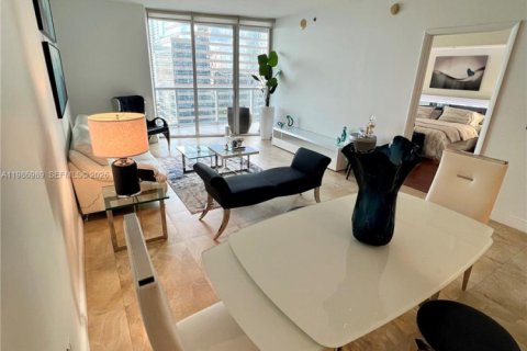 Купить кондоминиум в Майами, Флорида 1 спальня, 91.42м2, № 2045000 - фото 15