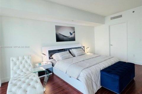 Купить кондоминиум в Майами, Флорида 1 спальня, 91.42м2, № 2045000 - фото 11