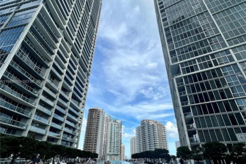 Купить кондоминиум в Майами, Флорида 1 спальня, 91.42м2, № 2045000 - фото 28