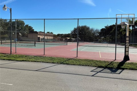 Condo in Hollywood, Florida, 2 bedrooms  № 1997016 - photo 29
