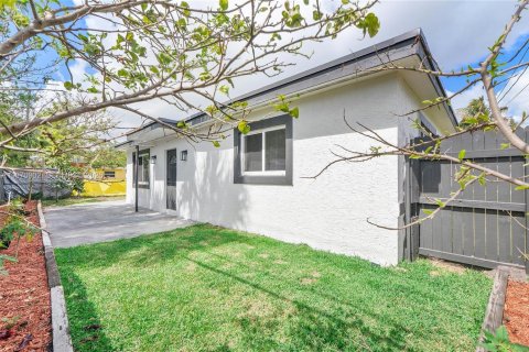 Купить виллу или дом в Лодерхилл, Флорида 4 спальни, 167.04м2, № 2042948 - фото 29