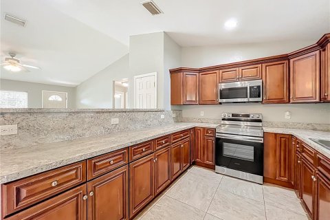 Casa en venta en Wildwood, Florida, 3 dormitorios, 156.91 m2 № 2388336 - foto 18