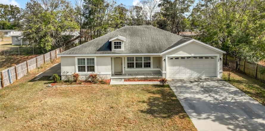 Casa en Wildwood, Florida 3 dormitorios, 156.91 m2 № 2388336