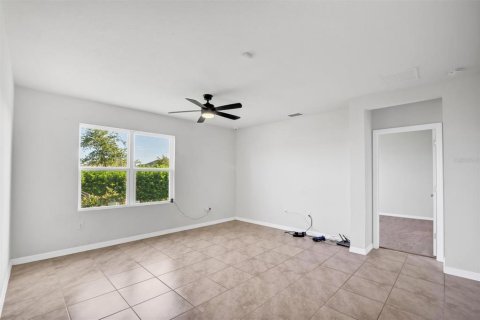 House in Winter Haven, Florida 4 bedrooms, 171.96 sq.m. № 1815077 - photo 21