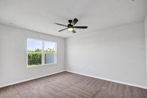 House in Winter Haven, Florida 4 bedrooms, 171.96 sq.m. № 1815077 - photo 24