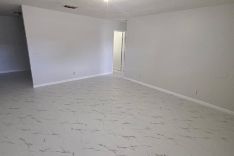 Touwnhouse à louer à West Palm Beach, Floride: 2 chambres, 86.68 m2 № 2439287 - photo 7