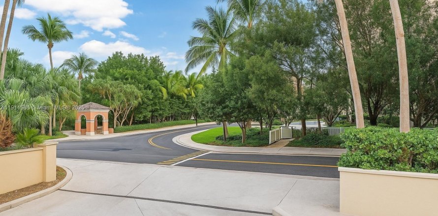 Condominio en Key Biscayne, Florida, 2 dormitorios № 1970285