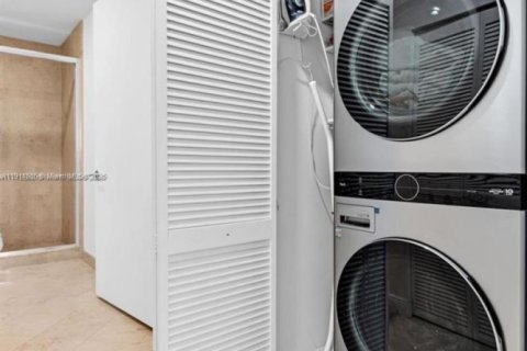 Condominio en venta en Key Biscayne, Florida, 2 dormitorios, 123.56 m2 № 1970285 - foto 6