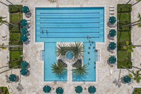 Condominio en venta en Key Biscayne, Florida, 2 dormitorios, 123.56 m2 № 1970285 - foto 17