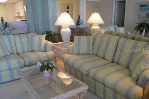 Condominio en alquiler en Saint Petersburg, Florida, 2 dormitorios, 105.44 m2 № 1136719 - foto 8