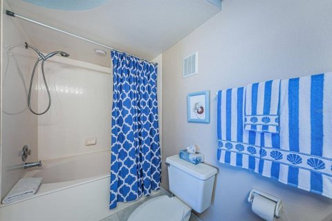 Condominio en alquiler en Saint Petersburg, Florida, 2 dormitorios, 105.44 m2 № 1136719 - foto 16