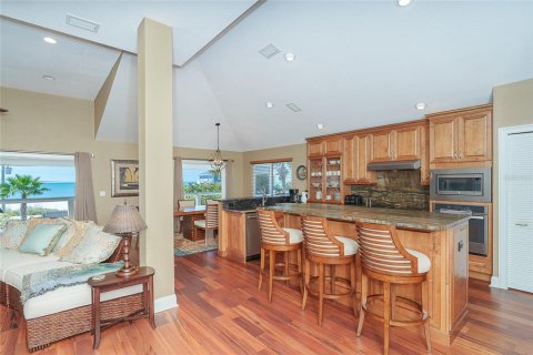 House in Placida, Florida 4 bedrooms, 256.78 sq.m. № 2140059 - photo 20