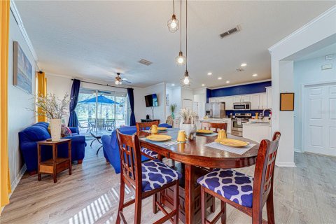 House in Davenport, Florida 4 bedrooms, 156.91 sq.m. № 1908818 - photo 12