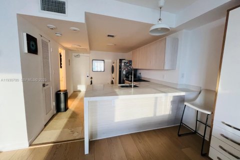 Снять в аренду кондоминиум в Бэл-Харбор, Флорида 44.69м2, № 1989500 - фото 21