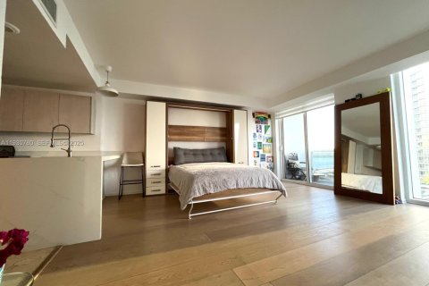 Снять в аренду кондоминиум в Бэл-Харбор, Флорида 44.69м2, № 1989500 - фото 4