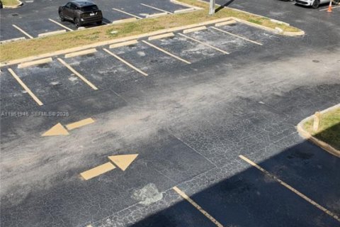 Appartement à louer à Cutler Bay, Floride: 2 chambres, 40372.35 m2 № 2029838 - photo 9