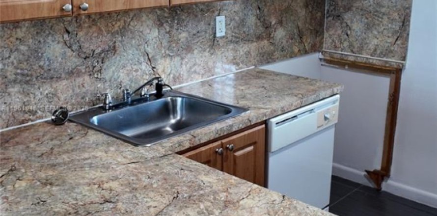 Appartement à Cutler Bay, Floride 2 chambres, 40372.4 m2 № 2029838