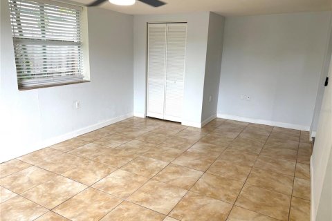 Casa en venta en Largo, Florida, 3 dormitorios, 102.1 m2 № 2381047 - foto 11